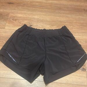 HOTTY HOT HR 4” SHORT LULULEMON